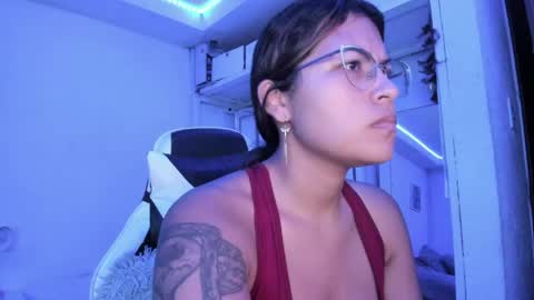 Snapshot of ladybrown_16 chatting on April 16, 2026, 2:56 am Lady online show from April 16, 2026, 2:56 am