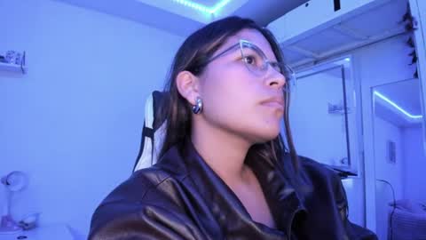 Snapshot of ladybrown_16 chatting on July 7, 2026, 3:53 am Lady online show from July 7, 2026, 3:53 am