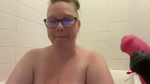 Snapshot of ladycherielynn chatting on June 22, 2026, 6:38 pm LadyCherieLynn online show from June 22, 2026, 6:38 pm