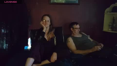 ladykiva_n_hubz online show from October 6, 2025, 12:41 am