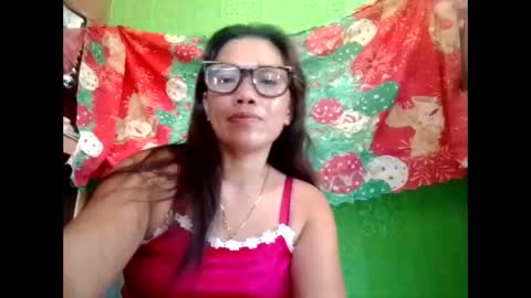 Snapshot of ladysweet4u69 chatting on March 19, 2026, 5:55 am ladysweet4u69 online show from March 19, 2026, 5:55 am