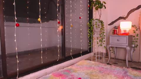 Lady  online show from November 24, 2025, 4:45 am