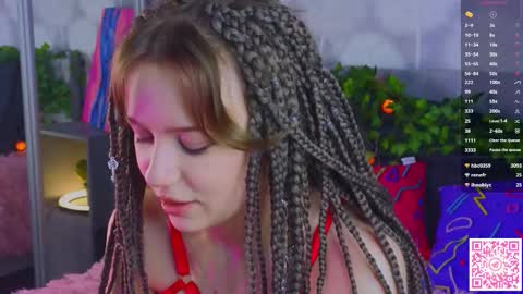 Lilia online show from October 12, 2025, 7:02 pm