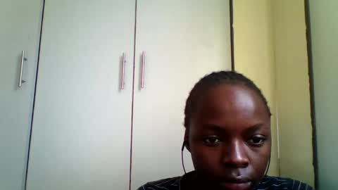 lafille339783 online show from March 14, 2026, 2:11 pm