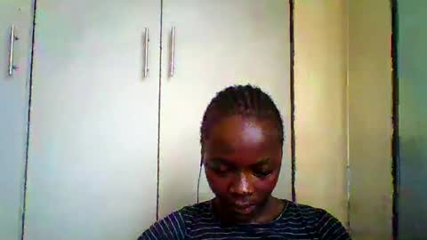 lafille339783 online show from March 15, 2026, 5:35 am