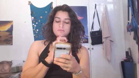 Sara Florez online show from September 15, 2025, 3:28 am