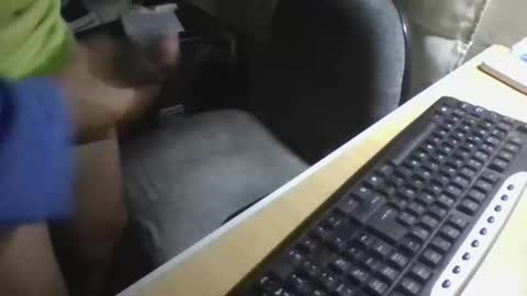 La Genova esta Dura beard boy male dick mastubate latinosexy latinohot latino glasses mature strong stronglegs online show from April 1, 2026, 5:41 am