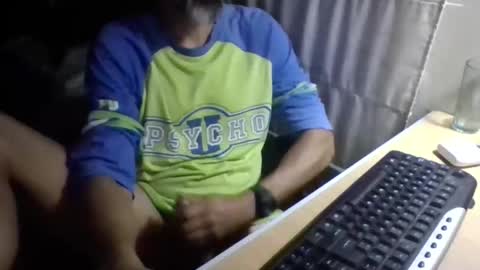 La Genova esta Dura beard boy male dick mastubate latinosexy latinohot latino glasses mature strong stronglegs online show from April 27, 2026, 9:07 am