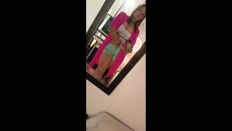  paola and a guest lol    online show from January 18, 2025, 6:21 pm