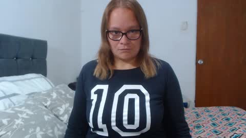  paola and a guest lol    online show from March 13, 2026, 5:52 pm