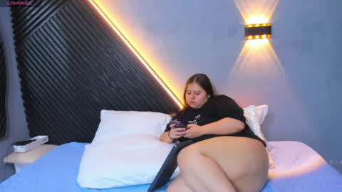 Snapshot of laia_and_aloby chatting on July 9, 2026, 11:31 pm online show from July 9, 2026, 11:31 pm