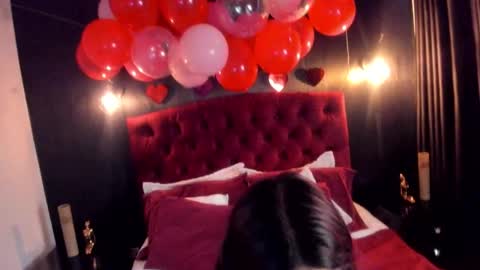 Laia  online show from February 23, 2026, 11:51 am