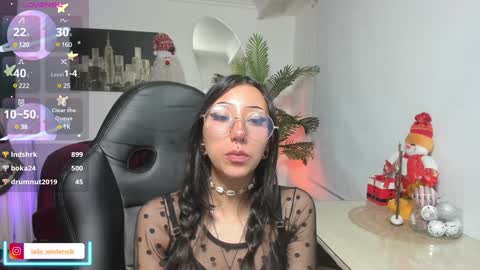 laila_angel online show from January 7, 2025, 8:13 am