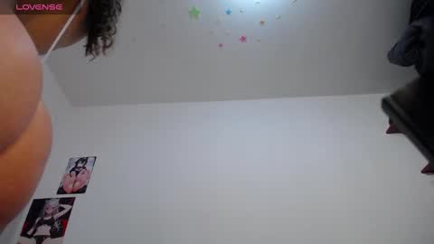 Snapshot of laila_laly chatting on February 26, 2025, 2:03 pm Leila Laly online show from February 26, 2025, 2:03 pm