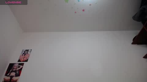 Snapshot of laila_laly chatting on March 2, 2025, 2:00 pm Leila Laly online show from March 2, 2025, 2:00 pm