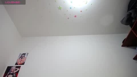 Snapshot of laila_laly chatting on March 2, 2025, 10:59 pm Leila Laly online show from March 2, 2025, 10:59 pm