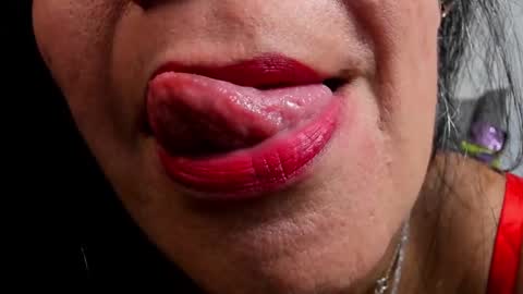 Lailacastillo online show from December 5, 2024, 10:44 am