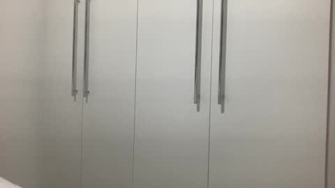 lailayourangel online show from April 2, 2026, 4:21 am