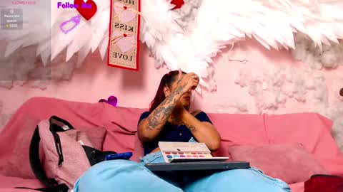 Laisy fox online show from February 20, 2025, 1:51 pm