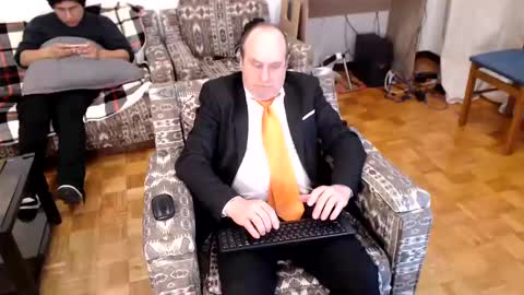 lajose52 online show from February 11, 2025, 8:20 pm