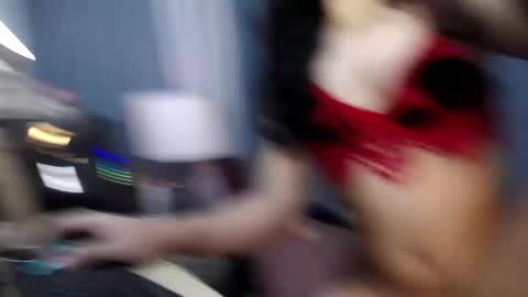 Elle 3 online show from December 14, 2024, 12:44 pm