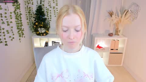 Laly online show from January 9, 2025, 7:40 pm