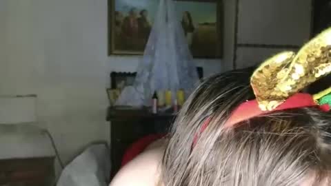 Snapshot of lama111111mama chatting on December 22, 2025, 6:38 pm I work 5PM to 9 PM EST New York online show from December 22, 2025, 6:38 pm