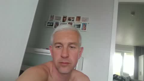 lambiants online show from May 15, 2026, 1:29 pm