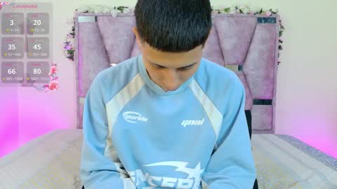 Lana online show from December 4, 2025, 9:51 am