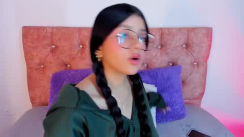 ... .          . ... online show from February 12, 2025, 12:01 pm