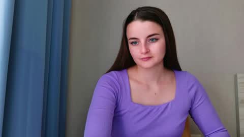 lana_gl online show from May 21, 2026, 10:00 am