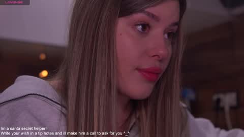 Alana online show from December 30, 2024, 4:09 am