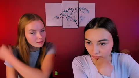 lana_shine_ online show from November 4, 2025, 9:52 am