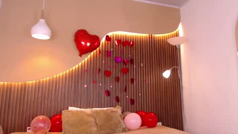 katiuska online show from February 15, 2025, 5:09 am