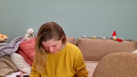 Lana online show from February 24, 2026, 9:35 pm