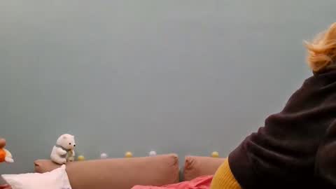 Lana online show from April 1, 2026, 5:08 am