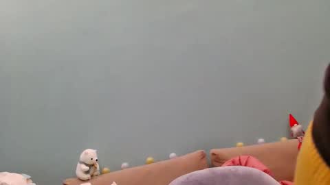 Lana online show from April 16, 2026, 5:30 am