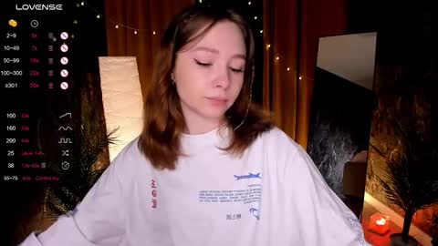 Lana online show from November 16, 2025, 6:19 am