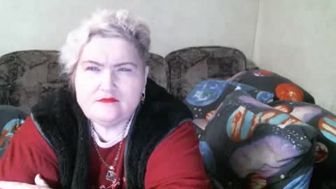 lanacat555 online show from October 20, 2025, 5:02 pm