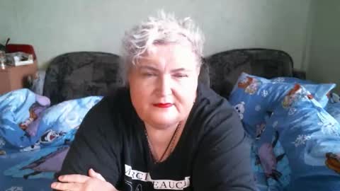 lanacat555 online show from January 7, 2026, 10:18 am