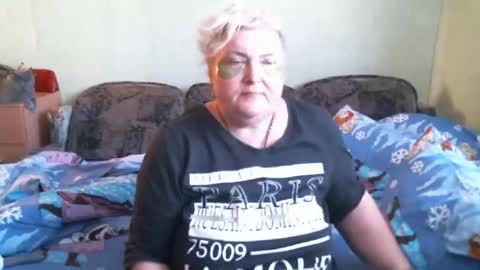 lanacat555 online show from January 16, 2026, 12:09 pm