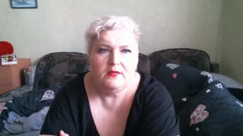 lanacat555 online show from March 27, 2026, 9:10 am