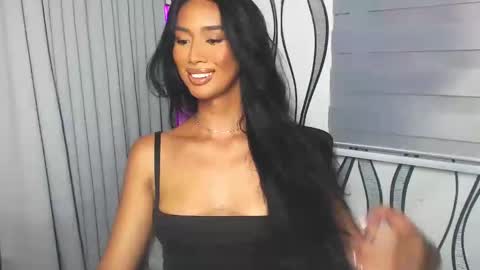 Lana online show from February 11, 2025, 2:24 pm