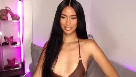 Lana online show from March 4, 2025, 4:30 pm