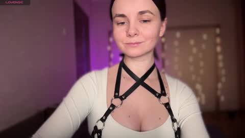 Lana online show from February 3, 2026, 12:31 am