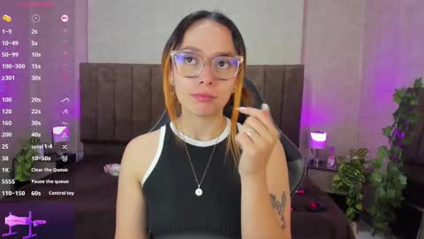 Lana online show from September 14, 2025, 4:55 am