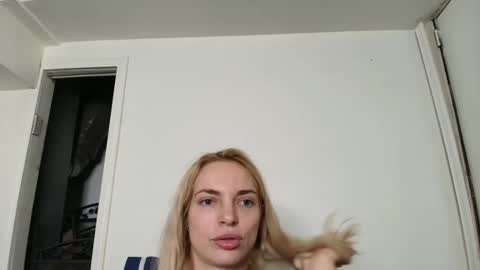 lanasharapovaxxx online show from October 31, 2025, 11:39 pm