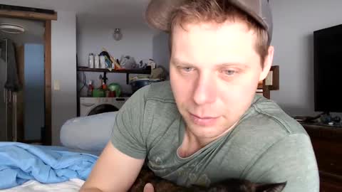 Lance online show from February 25, 2025, 3:05 pm