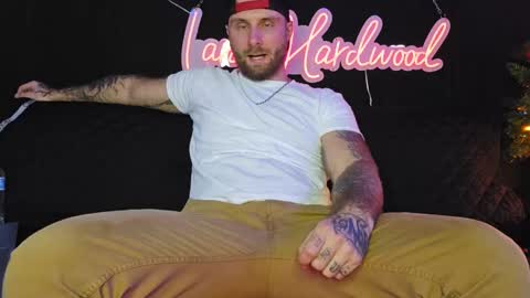 Snapshot of lancehardwood222 chatting on December 7, 2024, 1:47 am LANCE online show from December 7, 2024, 1:47 am