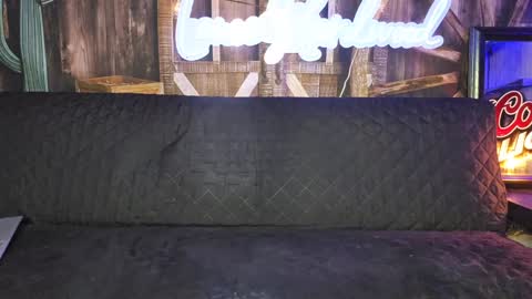 Snapshot of lancehardwood222 chatting on December 27, 2024, 2:04 am LANCE online show from December 27, 2024, 2:04 am